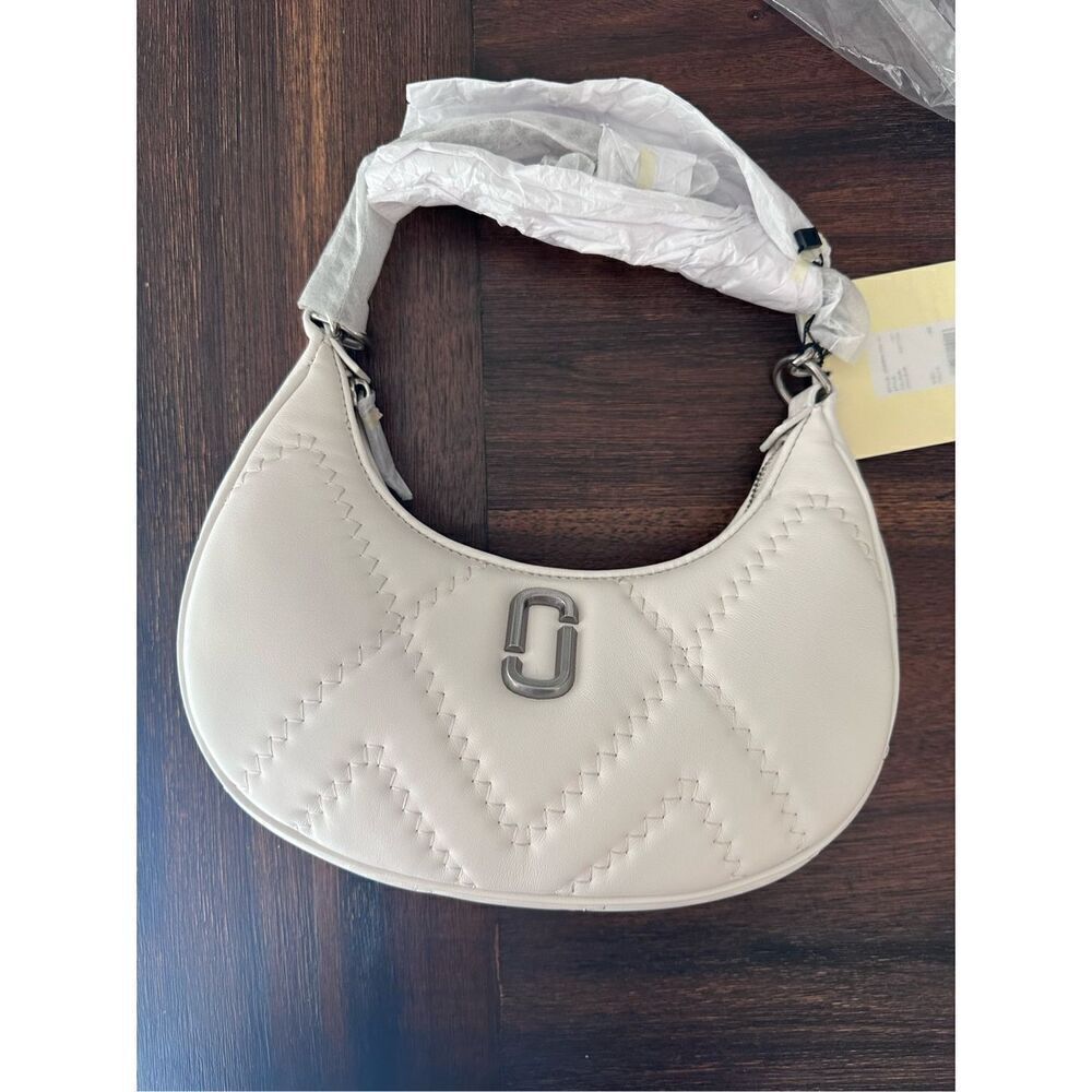Beautiful authentic Marc Jacobs quilted curve bag in cotton